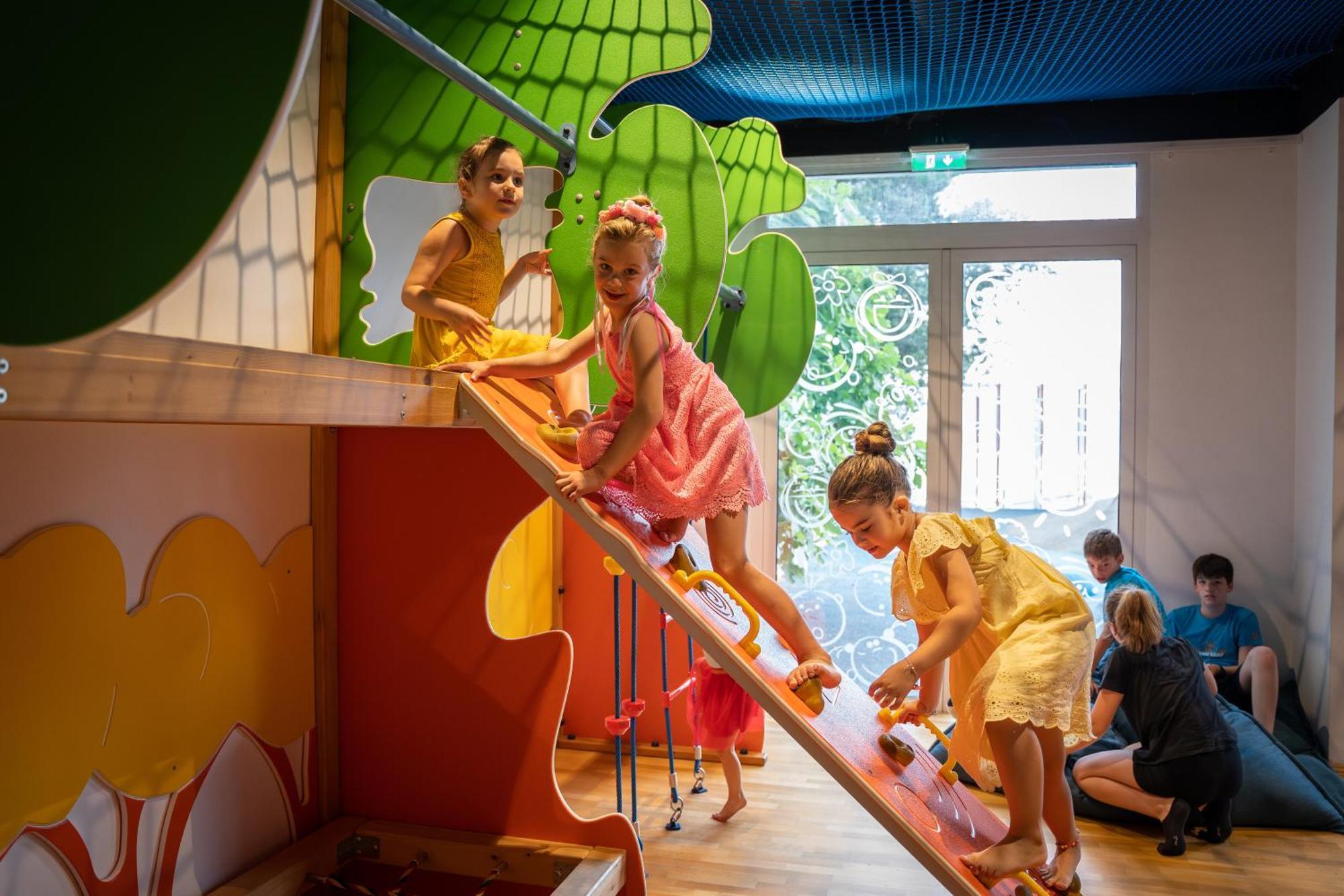 Готель Aminess Vival Casa Lisanj Новий Винодольський Екстер'єр фото